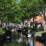 Haus Am Vliet 度假居